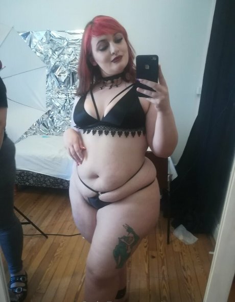 sweetybeluu star hd photo