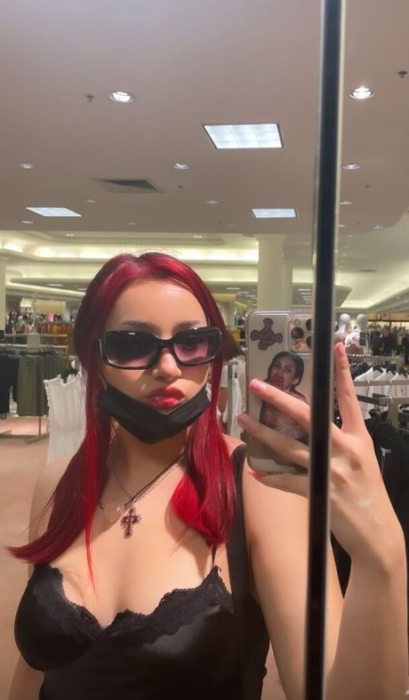 Chxrrychick star top photo