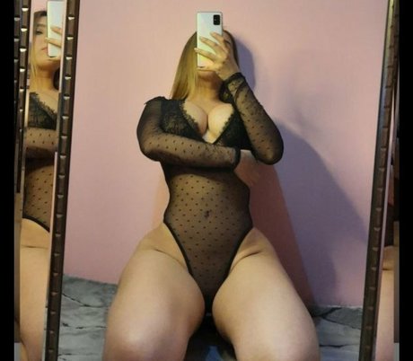 Daniela Trevino erotic actress img