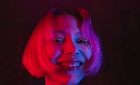 strwbrr exclusive star photo