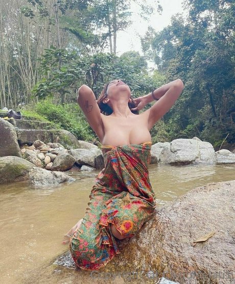 cikgumelati1 model hot archive