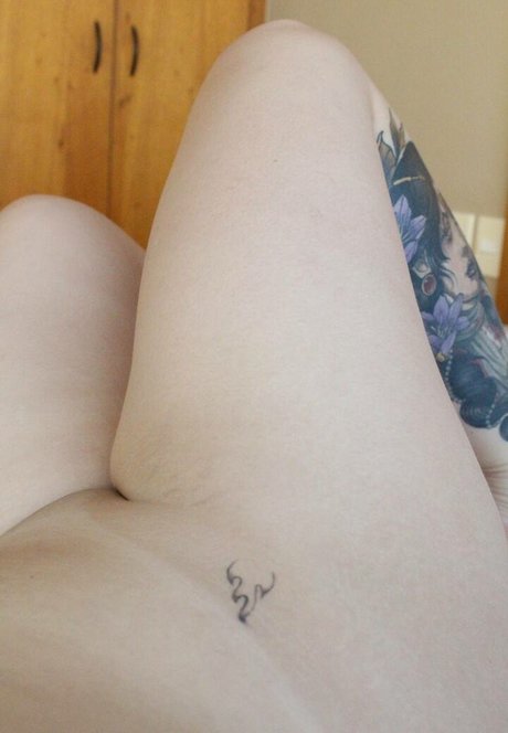 Lolla Antonielli star nudes images