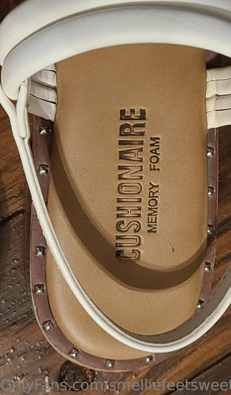 smelliefeetsweetie profile image