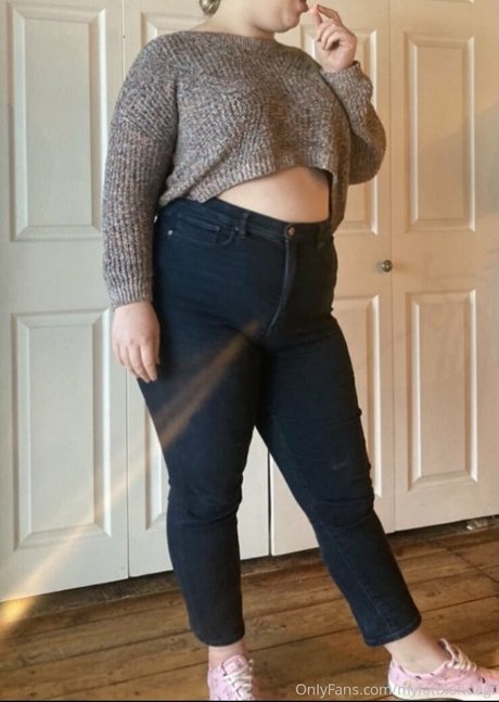 myfatblondegf best model photos