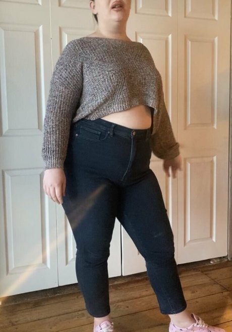 myfatblondegf art actress archive