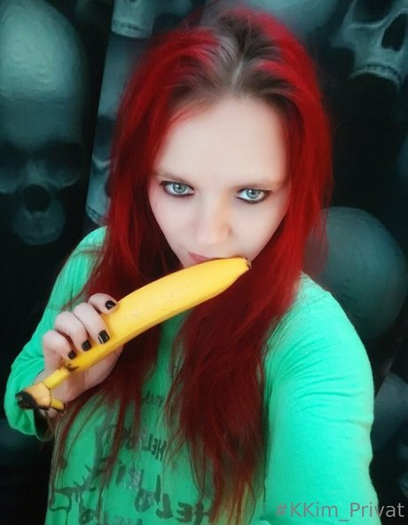 nidagonehot hot actress photos