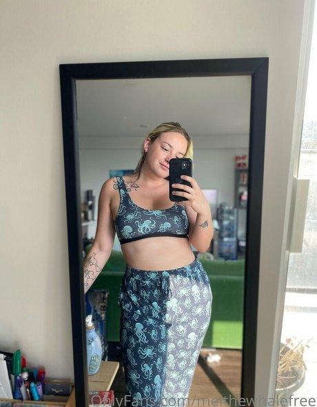 melthewhalefree pornstar perfect images