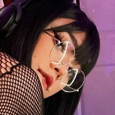 spicytitania nice star photo