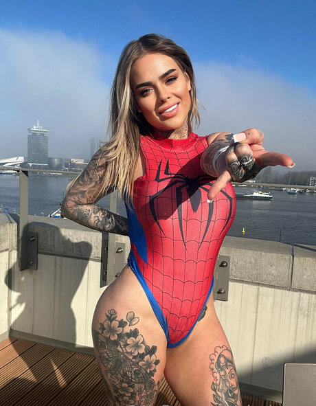 giaclarkex art actress images