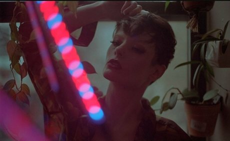 hennanuellerfree nudes star pics