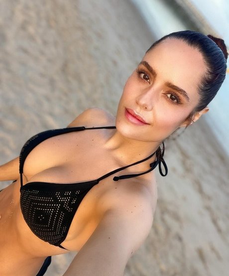 Ana Lucia Dominguez pornstar sexy archive
