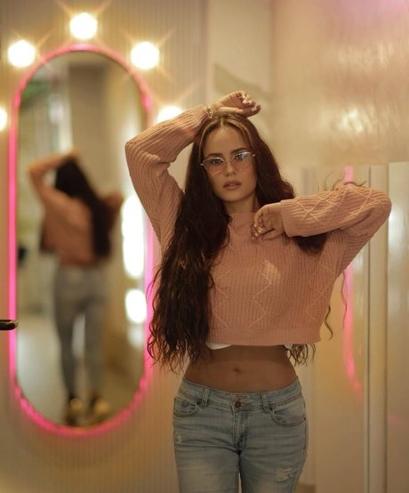 Ana Lucia Dominguez pretty model picture