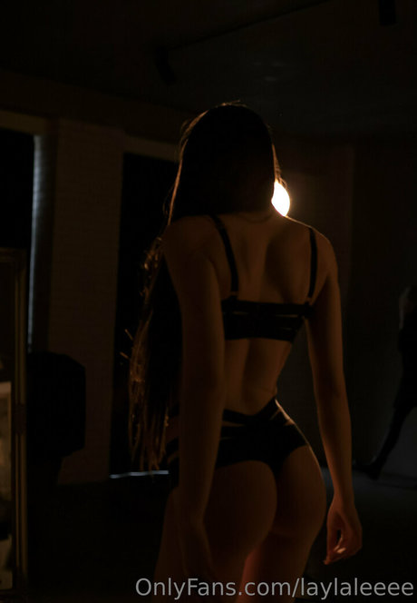 dinadimond nude model images