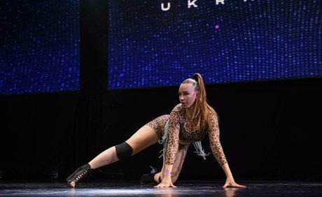 alicee kisss nice star pictures