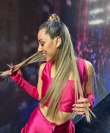 ampipenia model adult archive