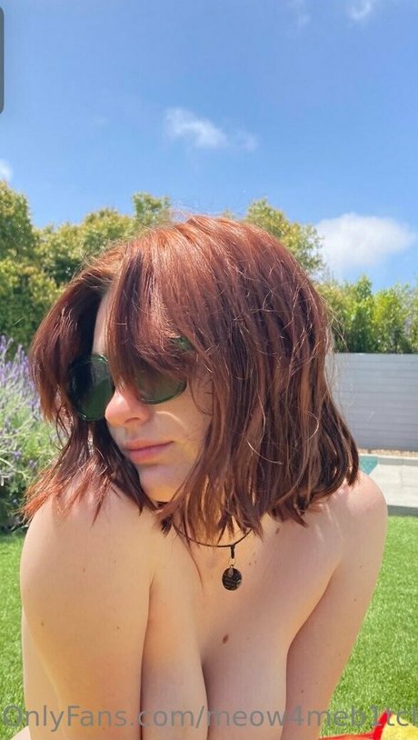 meow4meb1tchh model porn photo