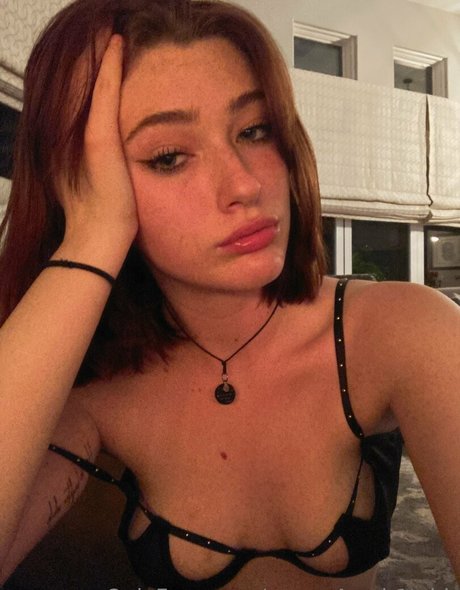 meow4meb1tchh nude star gallery
