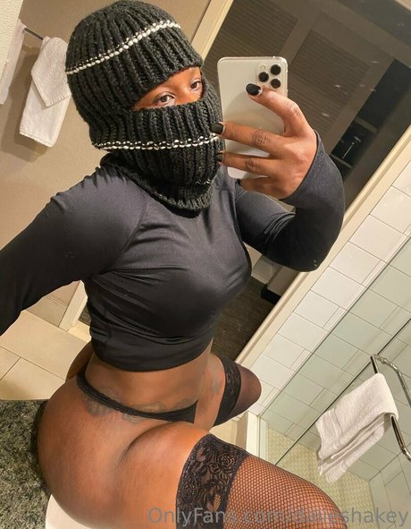 dalieshakey exclusive model images