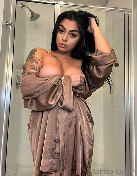 ashleasoffline pornstar high quality pic