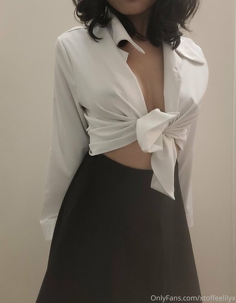 xtoffeelilyx porn model archive