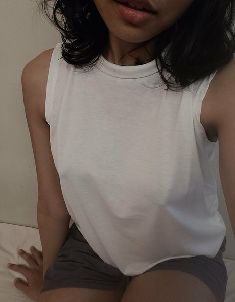 xtoffeelilyx model perfect img