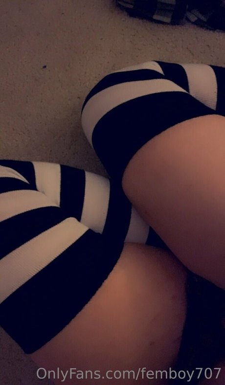 femboy707 star hd picture