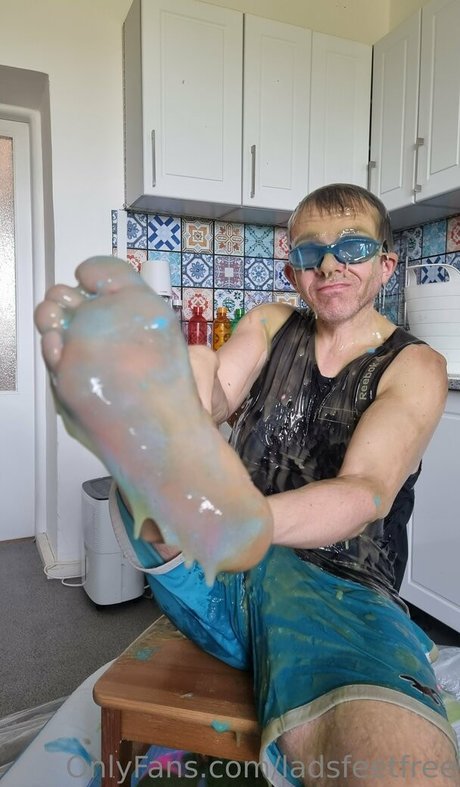 ladsfeetfree beautiful model gallery