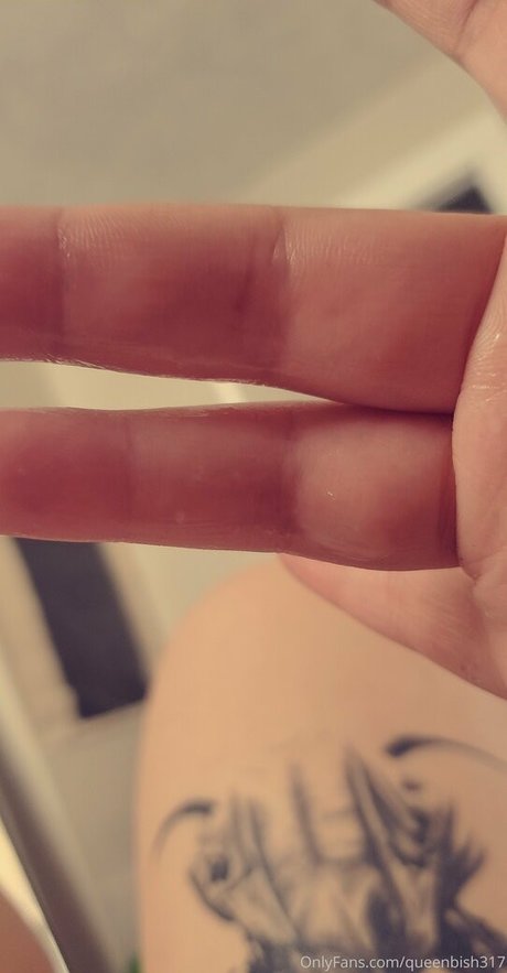 queenbish317 naked actress archive