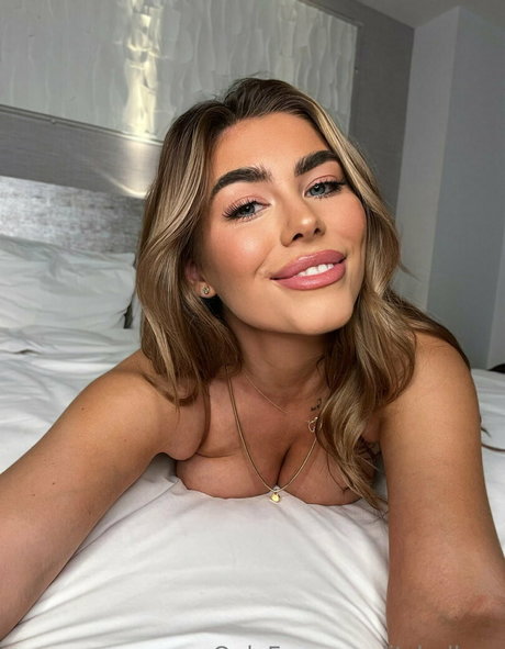 itsbellsxo model pretty image