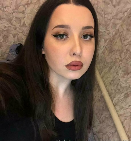 marina unicorn art actress pics