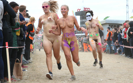 Lily Lowe erotic star img