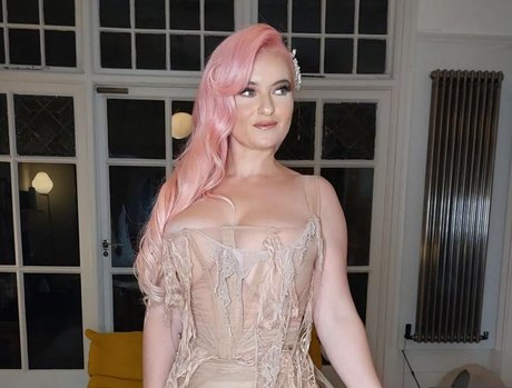 Grace Chatto pornstar art img