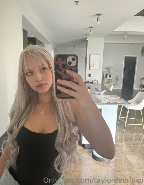 tayloreverlyxo star images