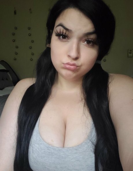 wax onlyfans pretty img