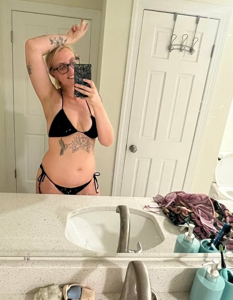 shasha meow model galleries