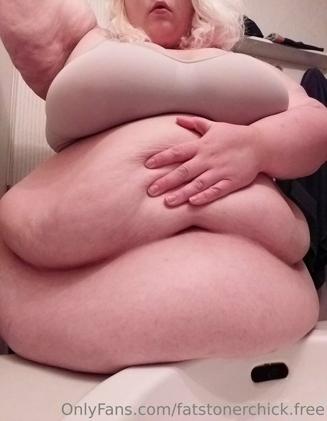 fatstonerchick free pretty model gallery