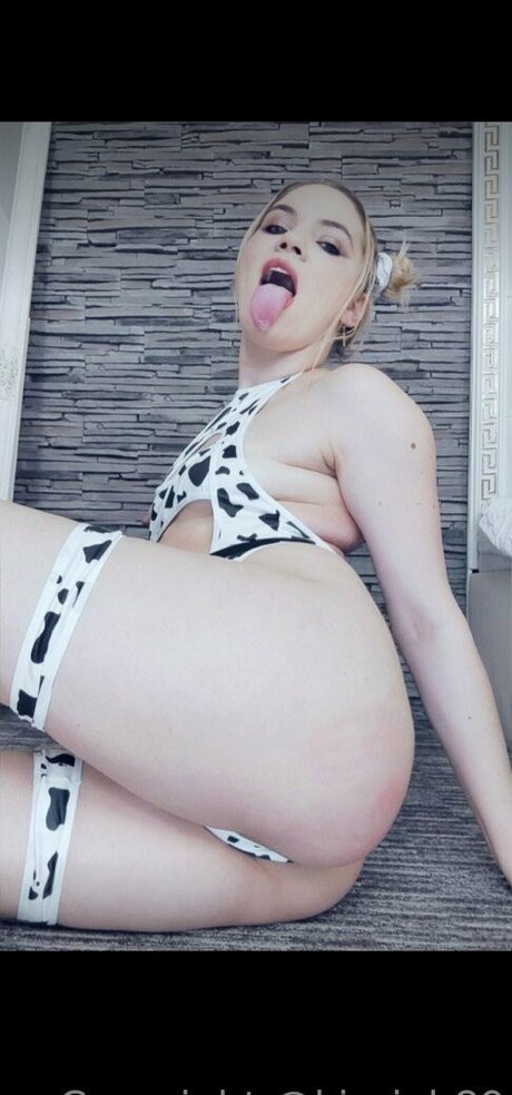 kirajoh89 model sexy photos
