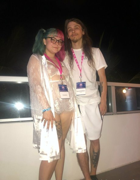 ciricesinssfw art model pictures