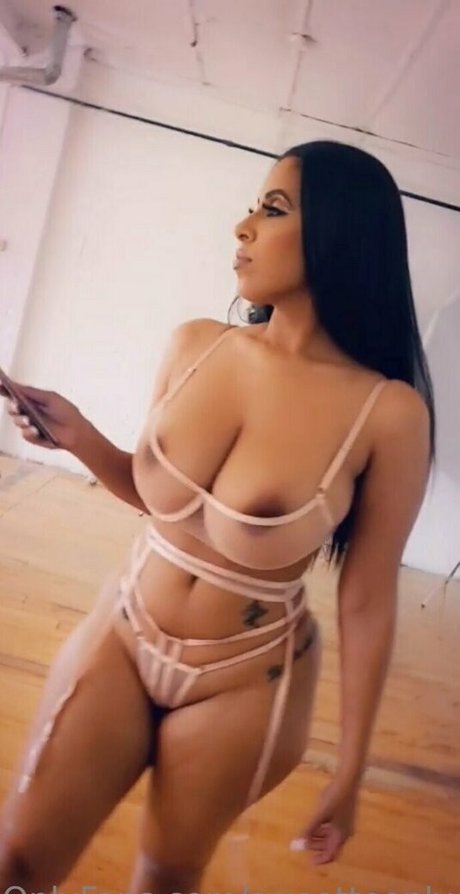 sweetteonly porn model pictures
