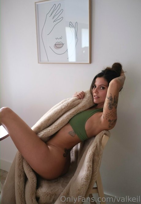 Val Keil beautiful actress archive