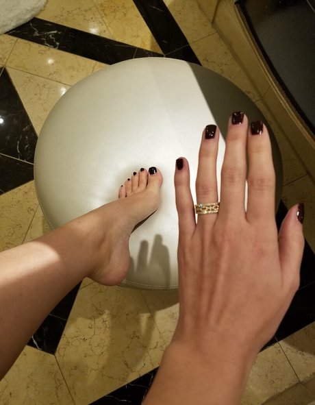 Goddess Rainn model top pics