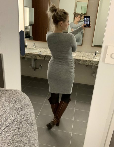 Goddess Rainn perfect model gallery