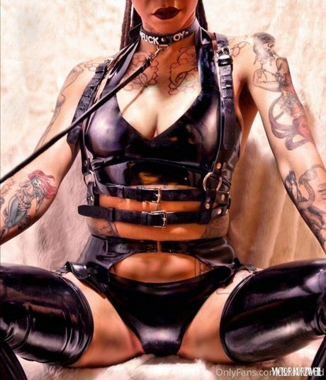 razorredd actress archive