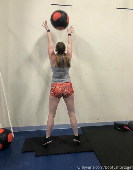 bootyshortsgirl star pornographic archive