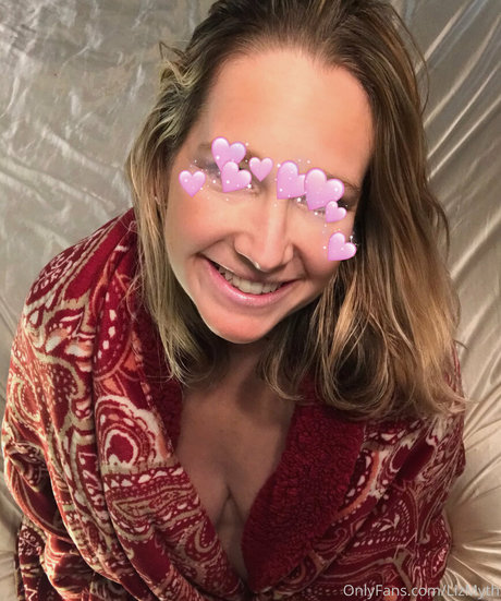 lizmyth high quality actress gallery