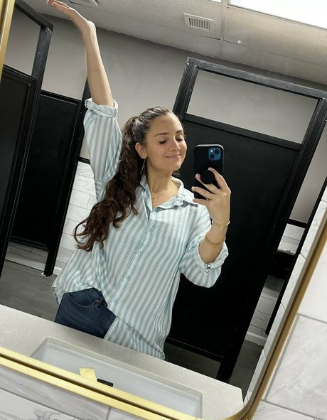 morgangallocomedy sex pornstar img