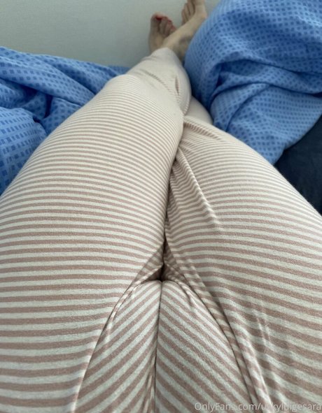 uskyldigesara exclusive star images