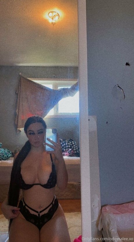 odessalee xo erotic actress img