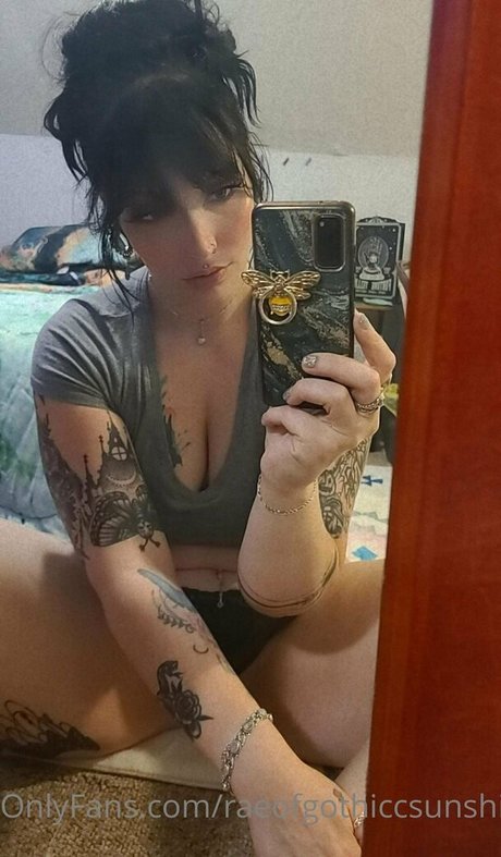 raeofgothiccsunshine top actress photos