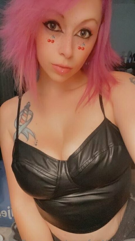raeofgothiccsunshine model sexy image